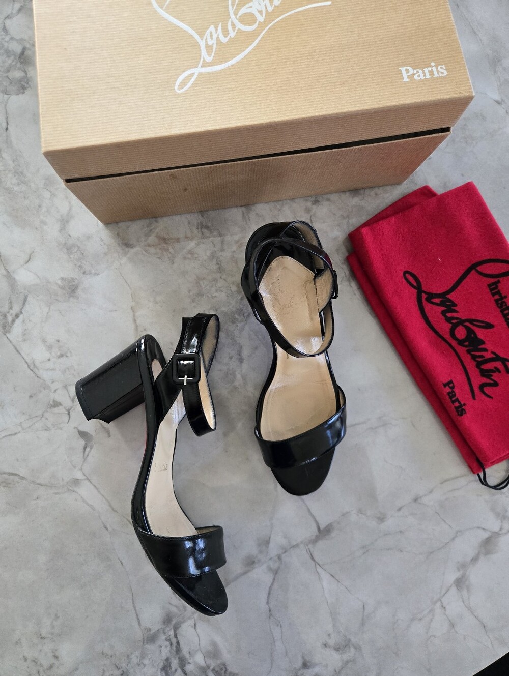 { Christian Louboutin } Jordi Heel - Picture 2 of 14